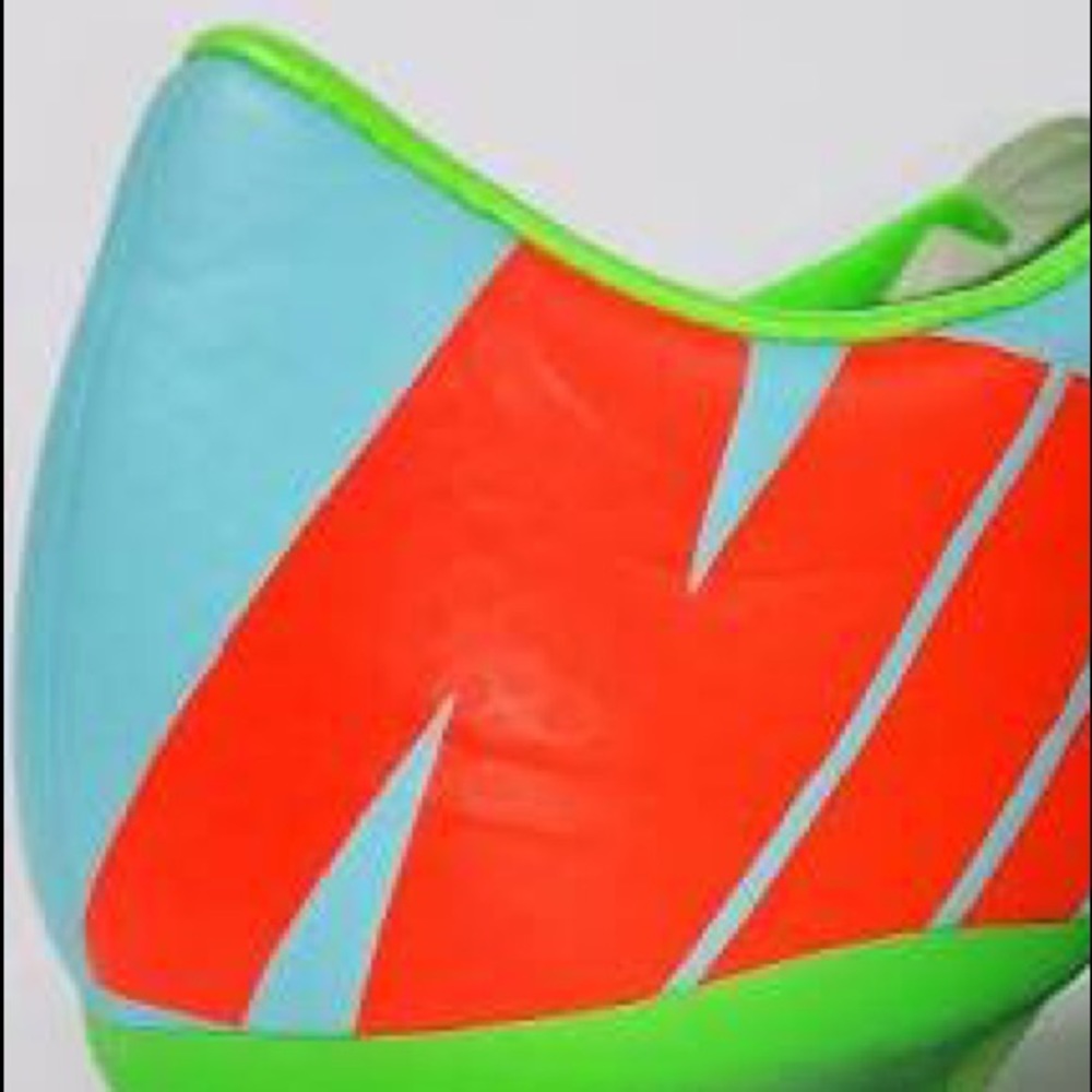 nike cleats - Picture 2 of 4